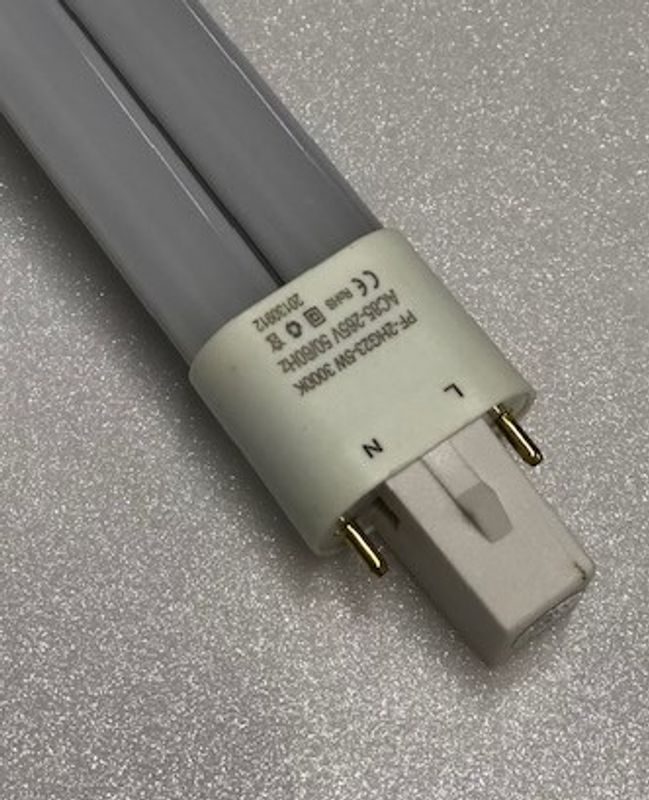 LED TCS kompaktlysrør 5W 3000K G23 sokkel 210mm