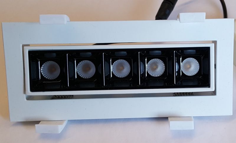 Sirius Lineære Downlight 10W 2700K Tiltbar 60gr Dimbar Ip20